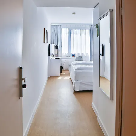 Hotel Frankfurt Messe, Affiliated By Melia 4*
