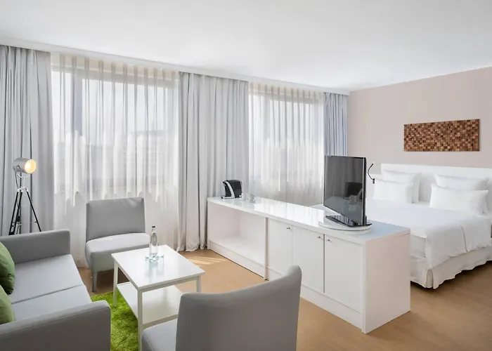Отель Frankfurt Messe Affiliated By Melia Франкфурт-на-Майне