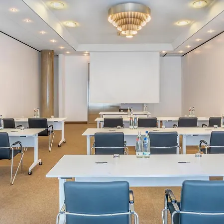 Hotel Frankfurt Messe Affiliated By Melia