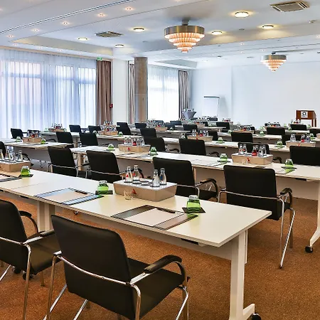 Hotel Frankfurt Messe Affiliated By Melia 4*