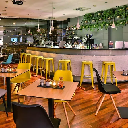 Hotel Frankfurt Messe Affiliated By Meliá 4*